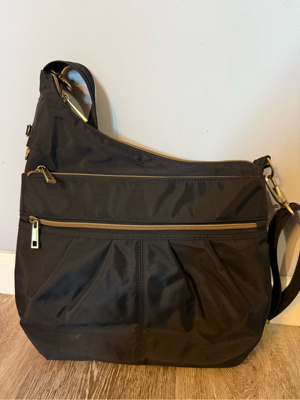 Black Women's Crossbody Shoulder Bag with Gold Hardware